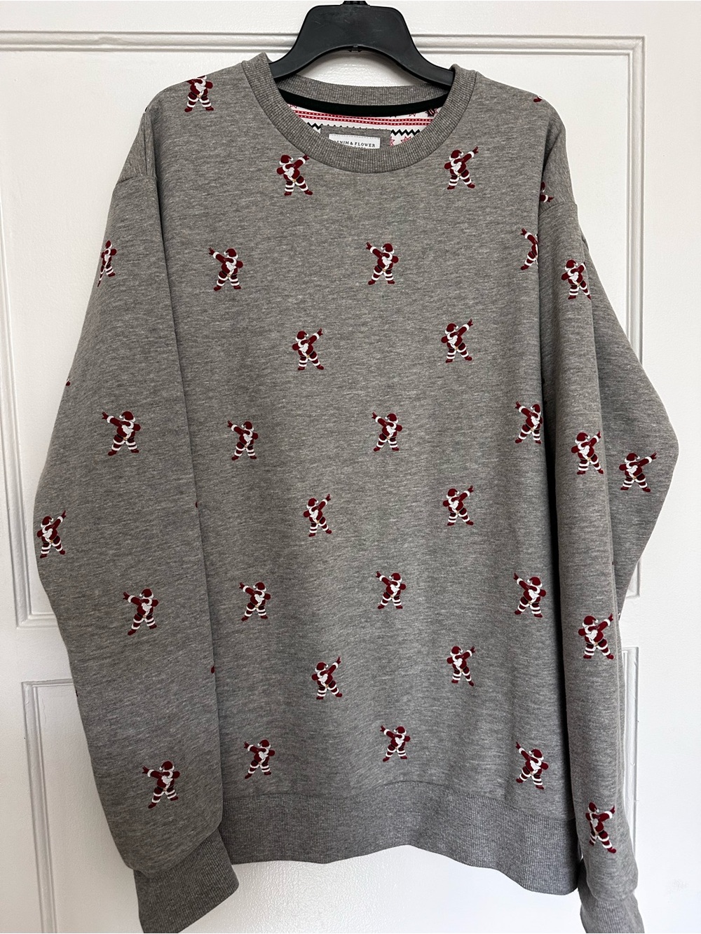 Women’s Grey Crewneck Sweater with Dabbing Santas